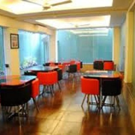 Tangerine Guest House Calcutta Buitenkant foto