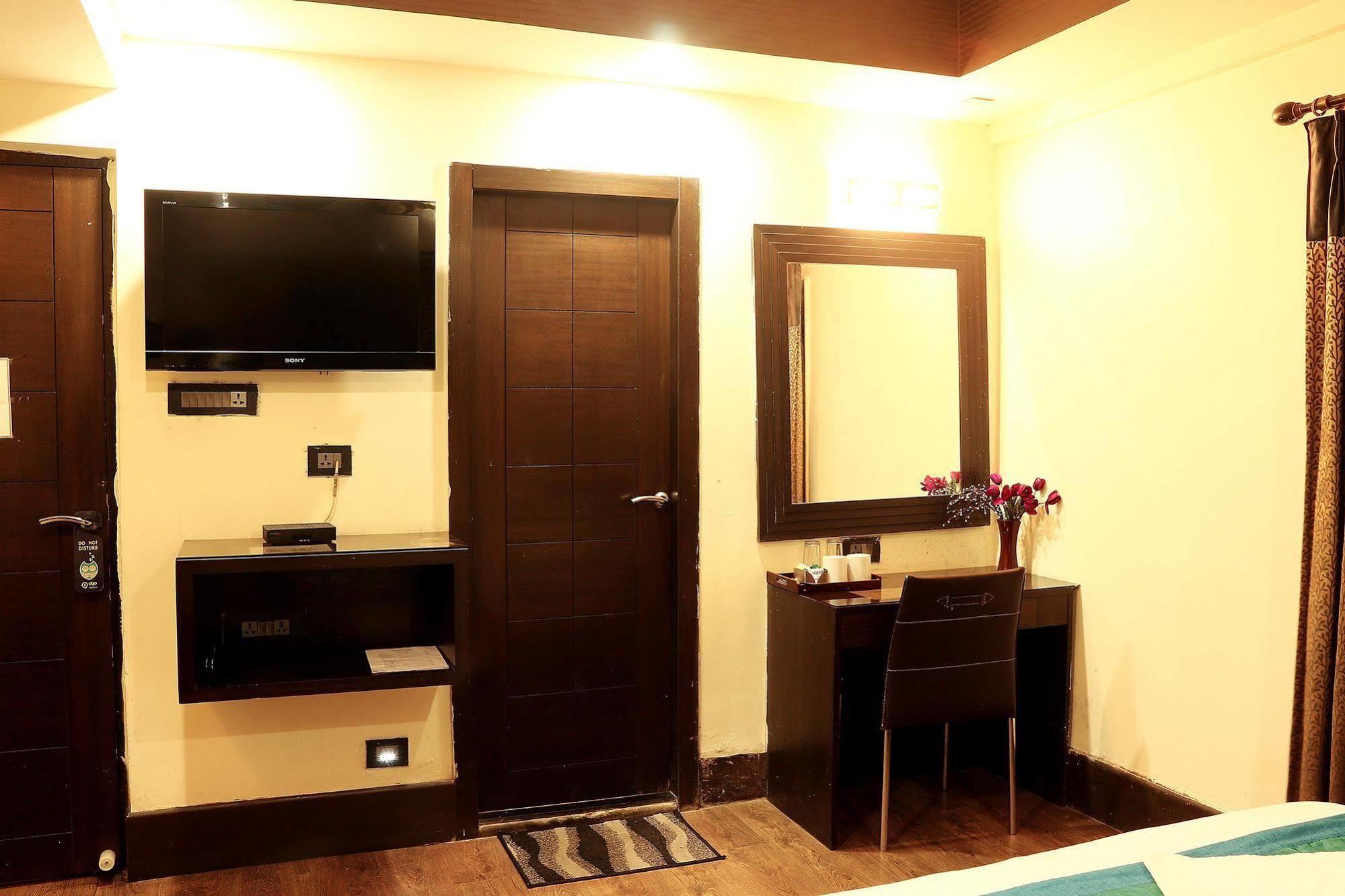 Tangerine Guest House Calcutta Buitenkant foto