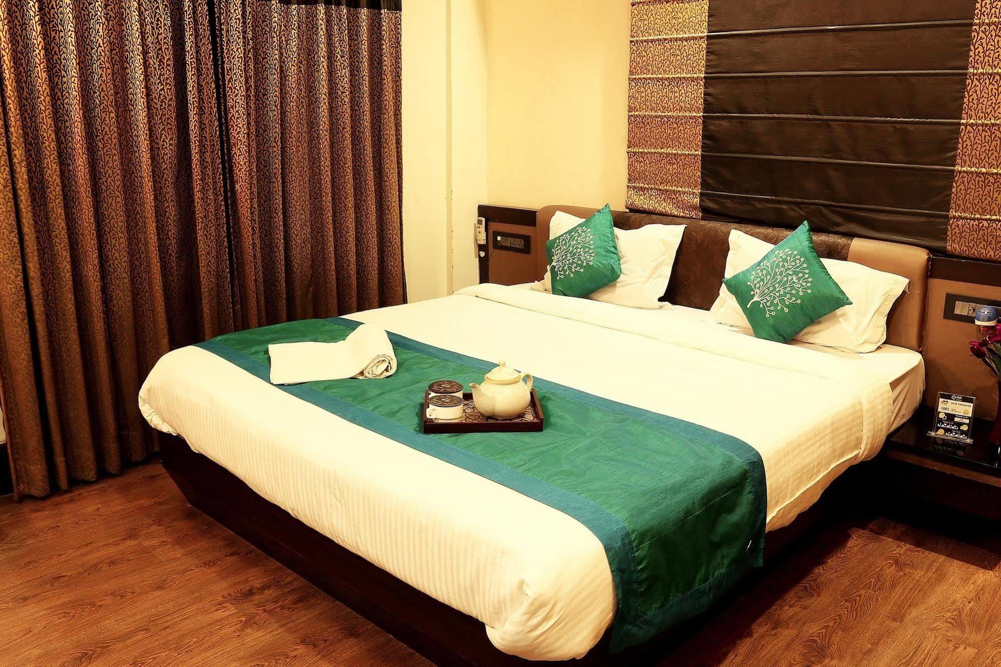 Tangerine Guest House Calcutta Buitenkant foto