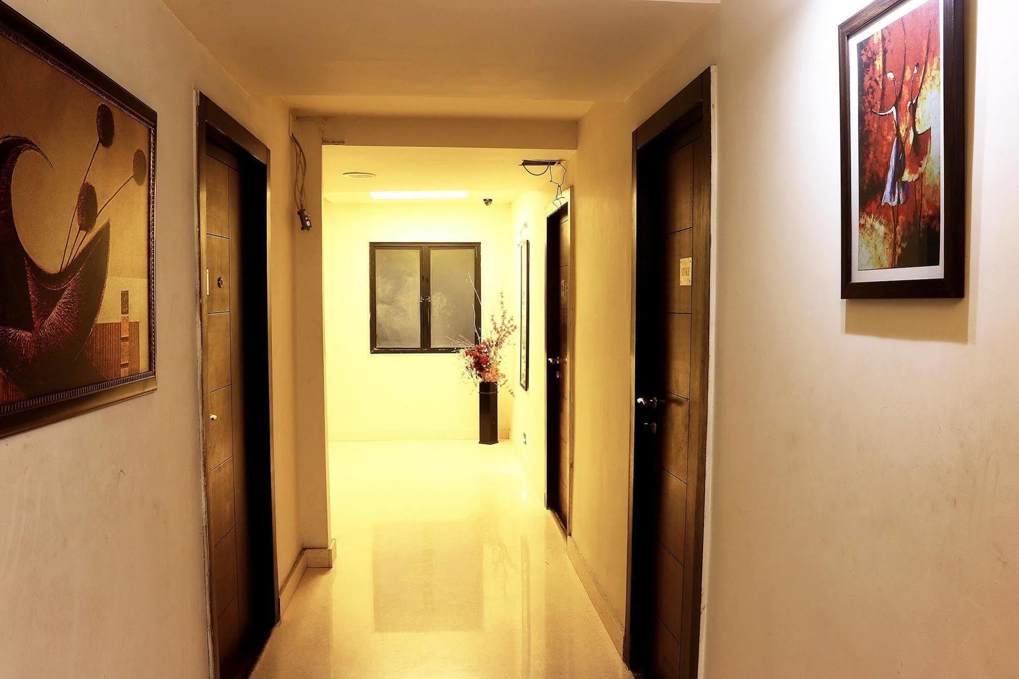 Tangerine Guest House Calcutta Buitenkant foto